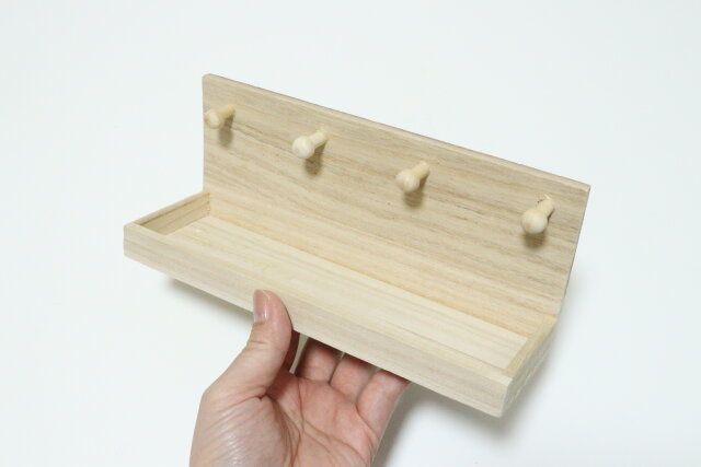 ダイソー 木製ウォールインテリア（フック付）