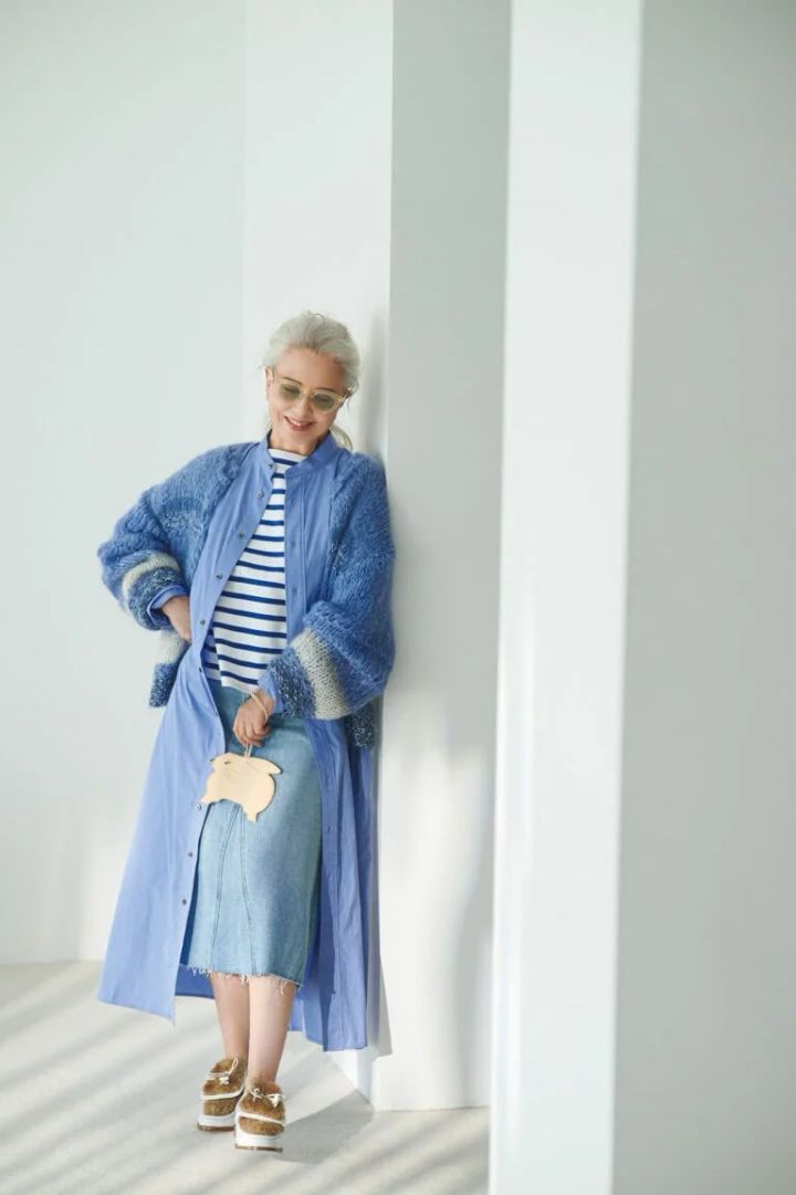 ～Healthy～ 新鮮な重ね着スタイル。 デニムの淡いブルーを主役にした色のグラデーションが見事！