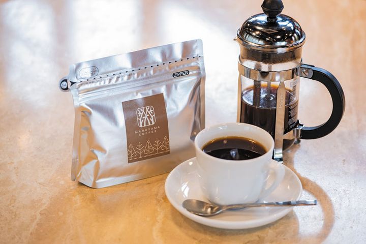 店内でもお土産としても楽しめる「モダンブレンド」660円（テイクアウト 648円）。オリジナルのパッケージも人気