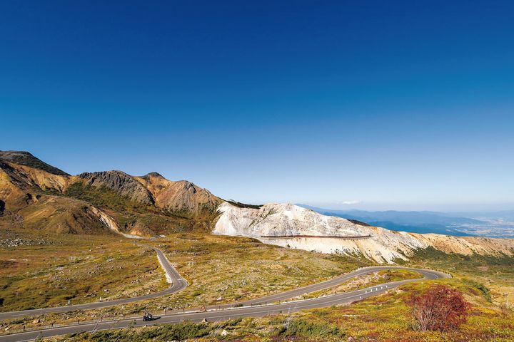 【秋の絶景ツーリング】バイクジンTTで巡る紅葉おすすめスポット10選