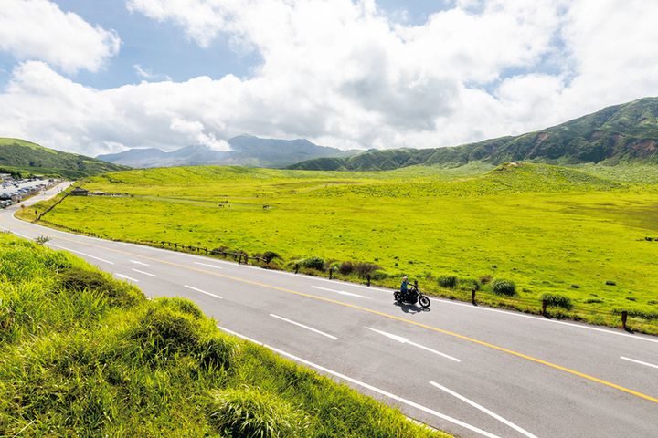 【秋の絶景ツーリング】バイクジンTTで巡る紅葉おすすめスポット10選