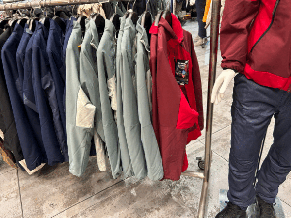 ソロキャンプを変える！1台5役の多機能ミニアイロンストーブが天才すぎる！