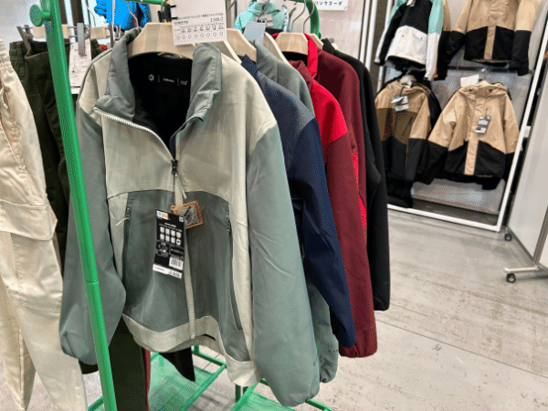 ソロキャンプを変える！1台5役の多機能ミニアイロンストーブが天才すぎる！