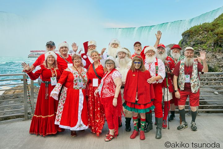 2023年カナダのオンタリオ州ナイアガラで開催された世界サンタクロース会議