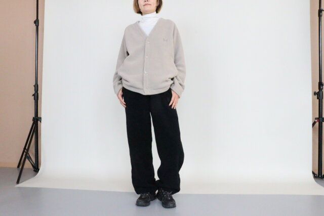 ユニクロ×ニードルズコラボのフリースワイドパンツ5