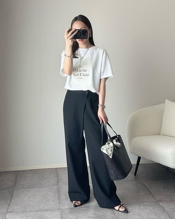 GUのブラックの「ラップスラックス」