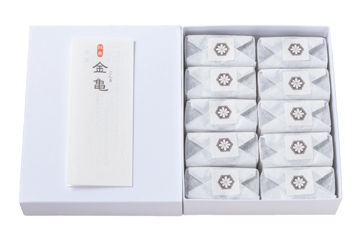 菓心おおすがの「金亀」