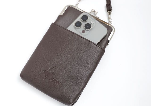 フロントポケット