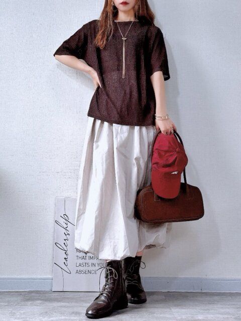 ブラウンメッシュニットで秋っぽく