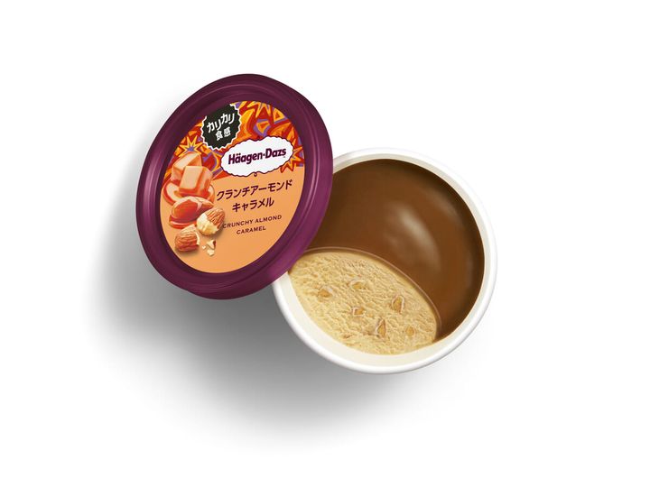 ミニカップ『クランチアーモンドキャラメル』 俯瞰