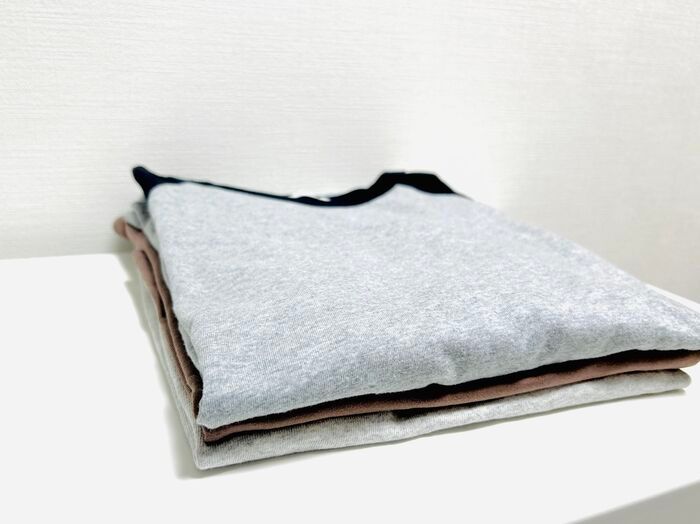 Tシャツが秒でぴしっと畳める「段ボール製たたみ機」が超便利。これは手放せなくなりますよ♡