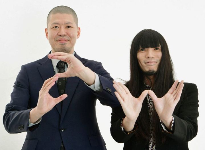 ロン毛芸人・金属バット友保がヘアドネで大変身、SNS「見た目も心も