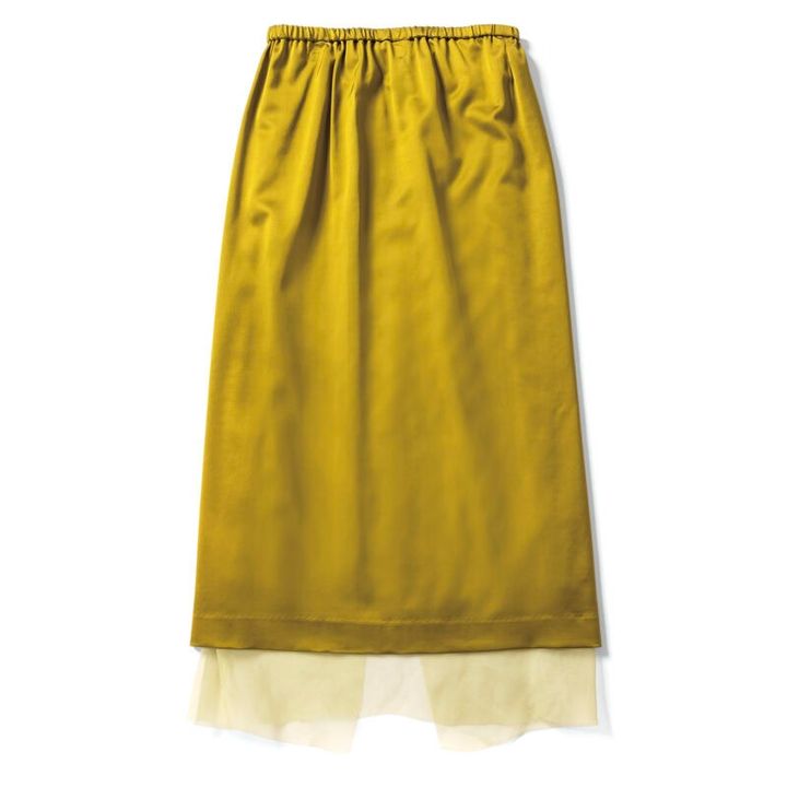 スカート2万9700円（マルティニーク／マルティニーク ルミネ横浜）