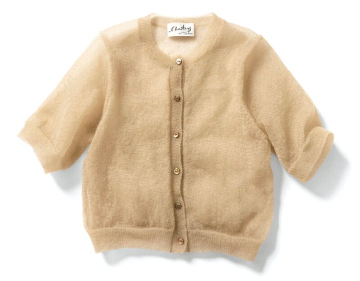 カーディガン3万5200円（レリタージュ マルティニーク／マルティニーク ルミネ横浜）