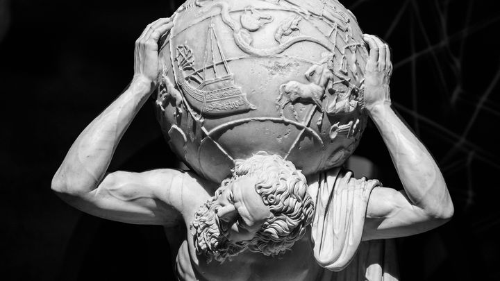 アルナルド・ポモドーロ イタリアの彫刻アーティストメダルサイン入りアート アルナルド・ポモドーロ イタリアの彫刻アーティストメダルサイン入り