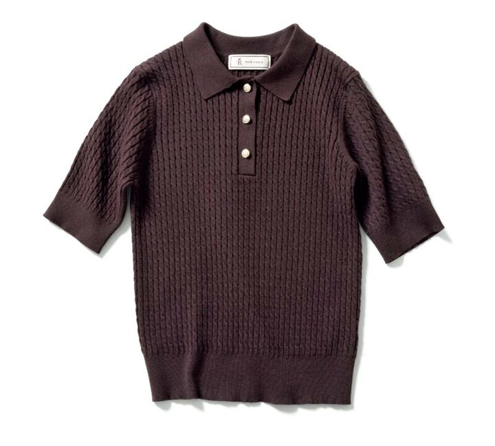 コンパクトな形。ポロニット4994円（ロペ ピクニック／ジュンカスタマーセンター）