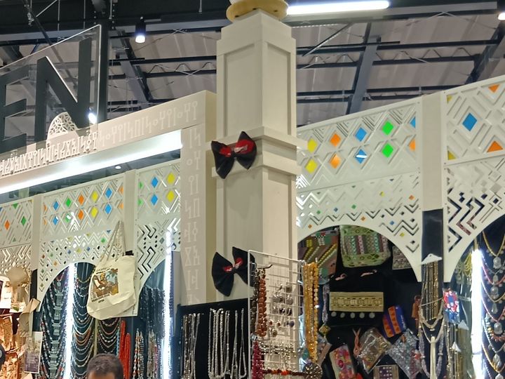 アフター万博で万博ロス解消！世界横丁で半額アクセ＆トゥアレグシルバーGET～！