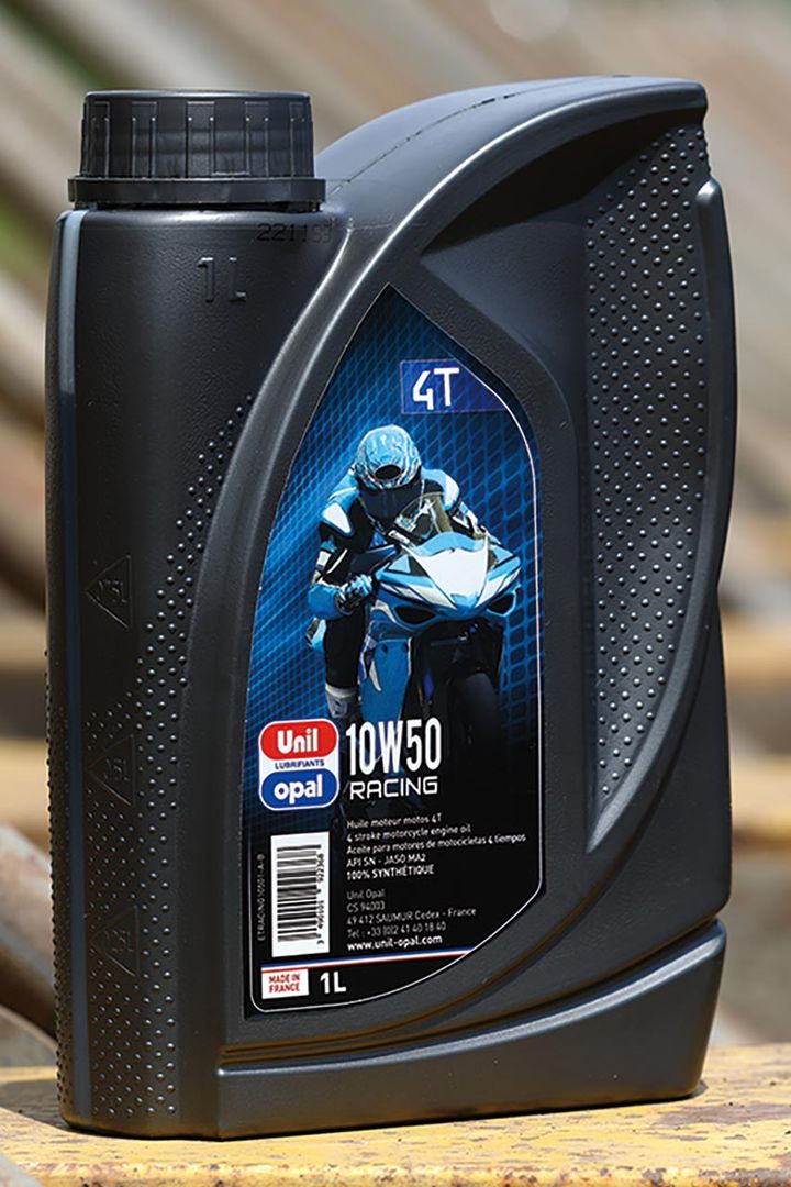 【Unilopal LUBRIFIANTS RACING 10W-50】過酷な条件でエンジンを守るレーシングスぺック【編集スタッフが本気で試す！みんなのテスト】