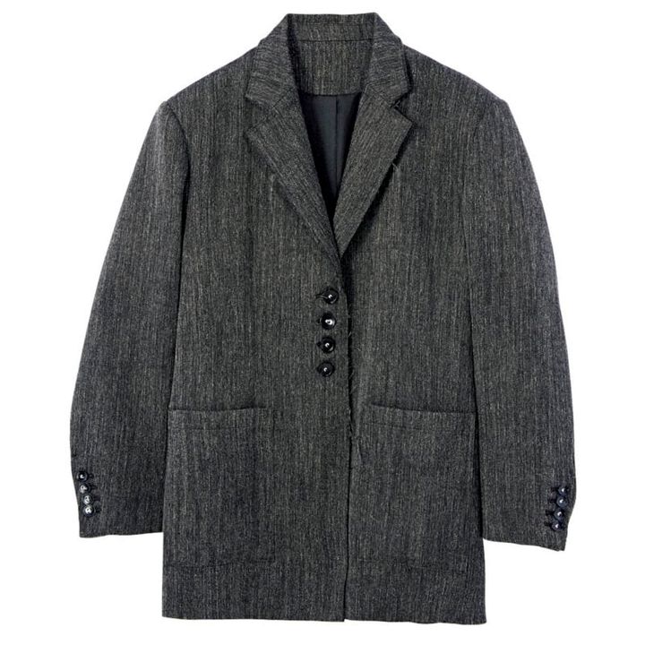 ジャケット￥31,900（クレドナ）