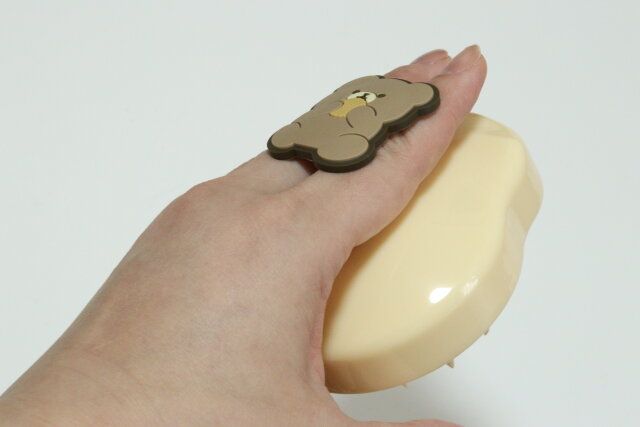 ダイソー シャンプーブラシ（くま） 使用方法