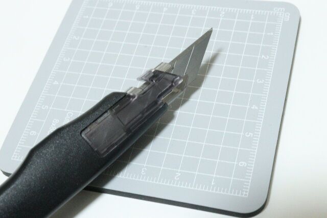 スタンダードプロダクツのプレシジョンカッターナイフは刃ブレしにくい
