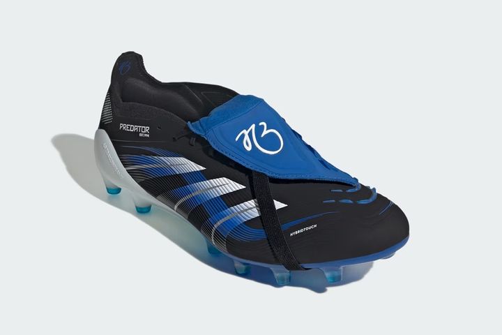 adidas、ベリンガムの新作シグネチャースパイクが登場！“ゴムバンド”に「B9 4RL」が入った最新プレデター