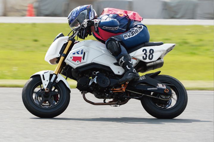 ２年前の自分に教えたい！走って分かった「サーキット」の懐の深さ｜ケイコはサーキットを走りたい