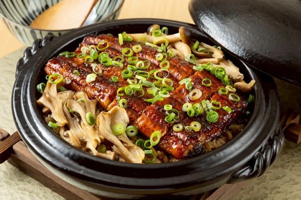 【福岡県福岡市】うなぎ専門店「京から鰻 赤坂店」に、秋限定の「きのこと鰻の土鍋ごはん」が登場！