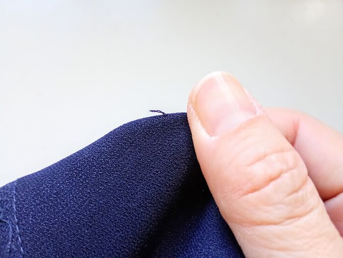 まるで魔法みたい！ニットの「残念ほつれ」はおうちで手軽に直せます。裁縫が苦手でも超カンタン♪