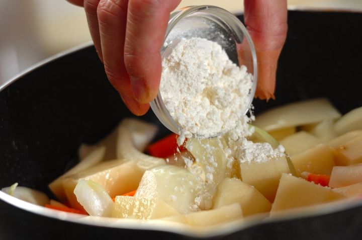 クリームシチューの作り方2