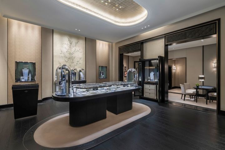 1階ブティック エントランスホール