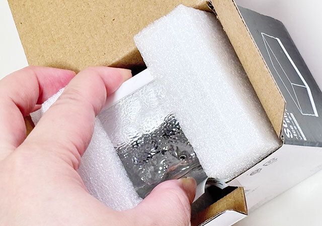 ソーラーライト（アイスブロック、WH） 開封