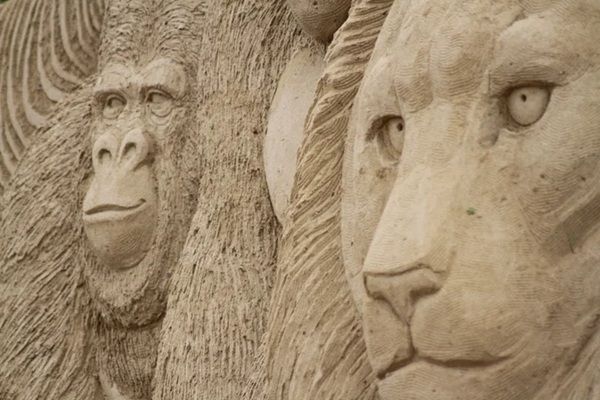 【福岡県芦屋町】28の砂像が登場する「あしや砂像展2025 ～時空を超えて～ 恐竜」開催！AR撮影体験も