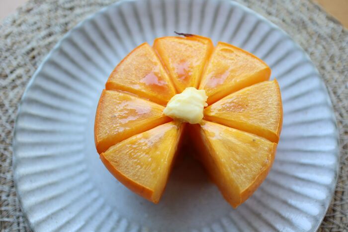 まるでぜいたくスイーツ♡「柿」がとろける甘さに変身する簡単アレンジ