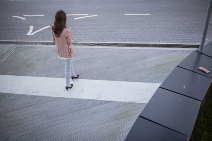 付き合ってないのに忘れられない…片思いの未練を断ち切る方法