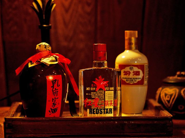 六本木『黒猫夜 六本木店』の黄酒、白酒