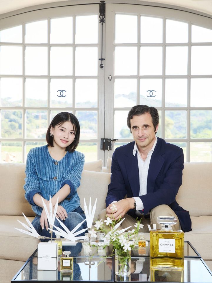 シャネルグラース