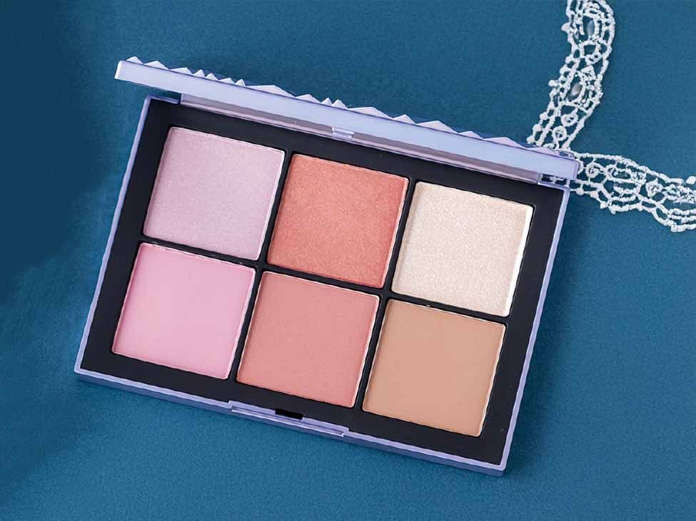 冬映え肌にチェンジ！フェイスカラーパレット【今しか買えない！バズり