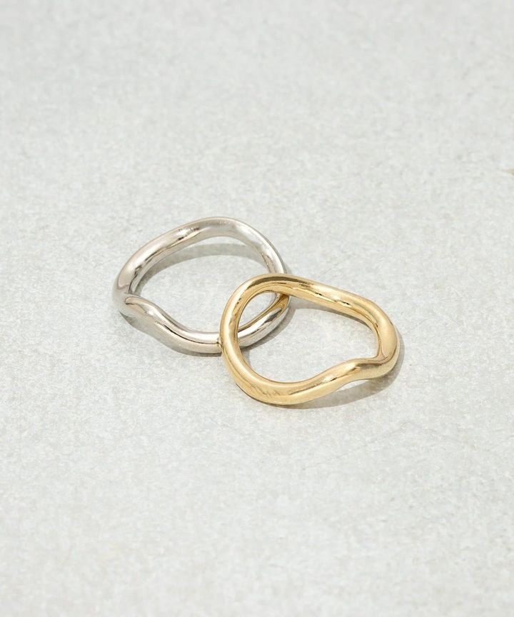 画像1: 出典：3COINS