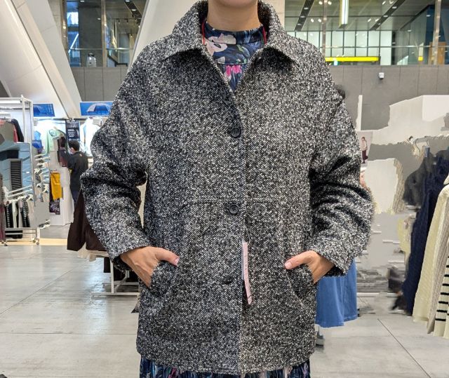 トリオテクスシャツJシボを着用したコーデ