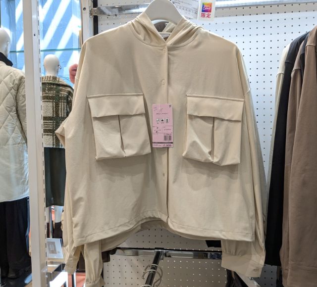 ポケットフードシャツ