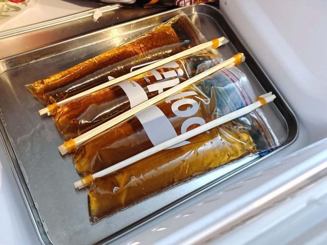 麦茶で「氷棒」