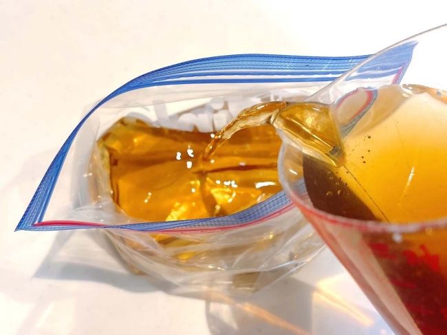 麦茶で「氷棒」