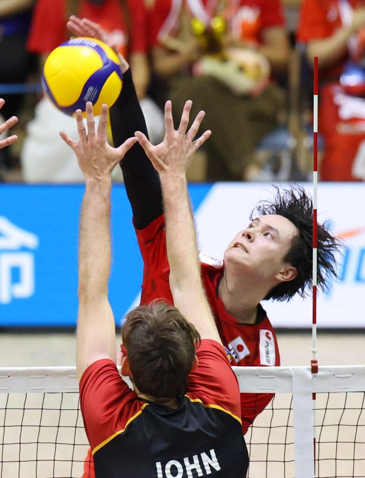 男子バレーボール日本代表の髙橋藍さん（24）が23日にXを更新。