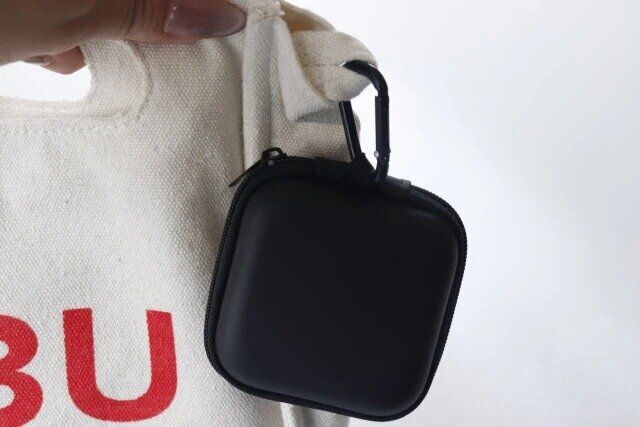 マルチケース（カラビナ付）