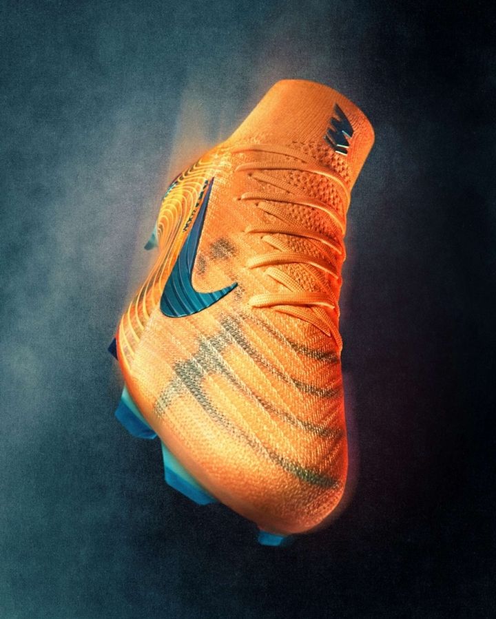 NIKEからエムバペの新作シグネチャースパイクが登場！でも本人はなかなか履かず…次戦はエル・クラシコ