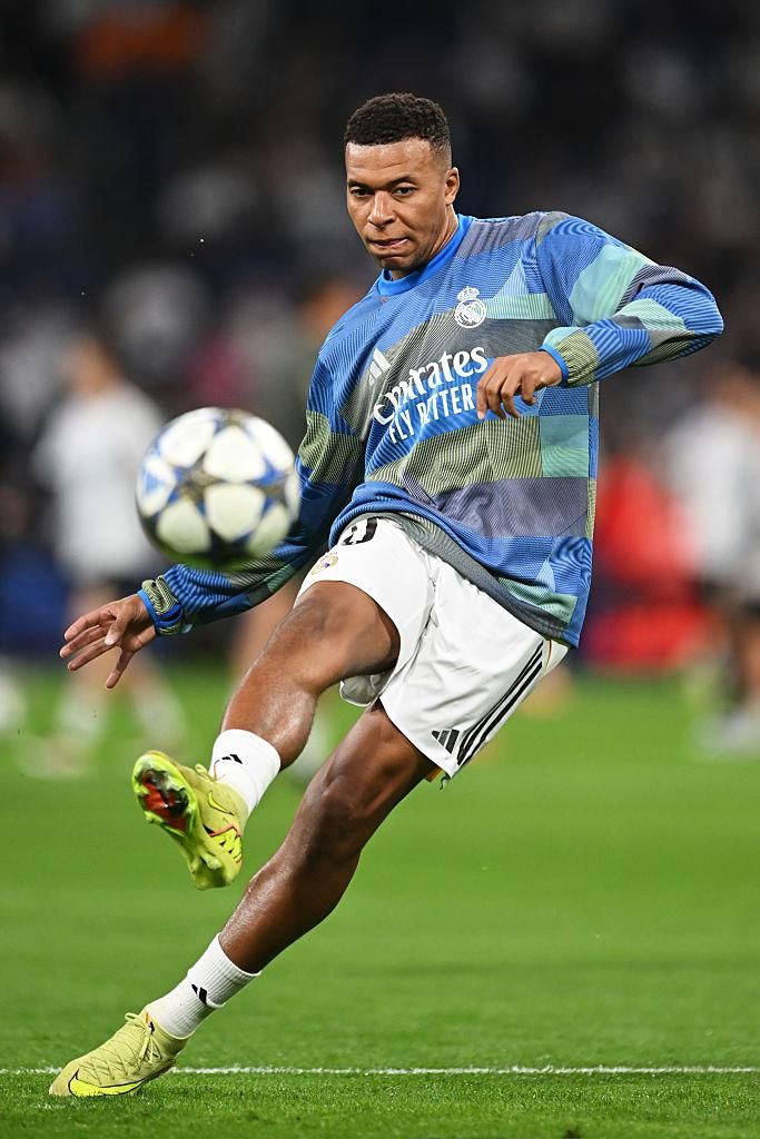 NIKEからエムバペの新作シグネチャースパイクが登場！でも本人はなかなか履かず…次戦はエル・クラシコ