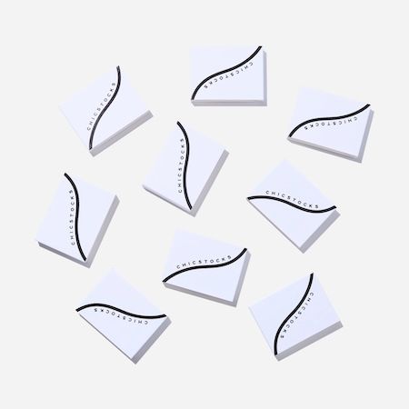 ソックスブランド「CHICSTOCKS」、皆川明と考案した螺旋モチーフの新作「WIND」を発売