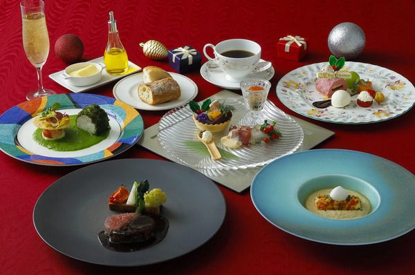 シンフォニークルーズが、4日間限定の東京湾クリスマスクルーズを運航！予約受付中