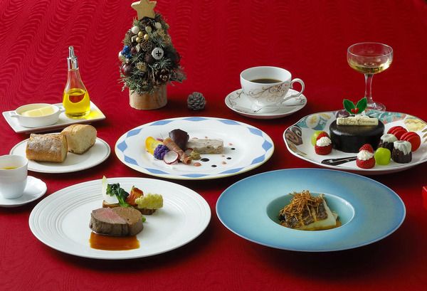 シンフォニークルーズが、4日間限定の東京湾クリスマスクルーズを運航！予約受付中